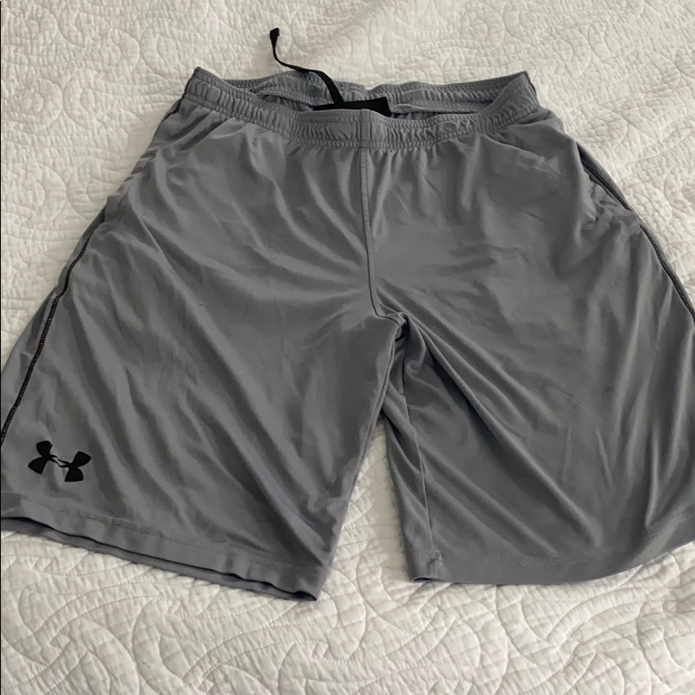Under armour men’s shorts with pockets